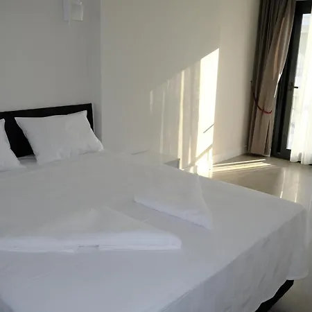 Mercan Ilica Apartman Çeşme